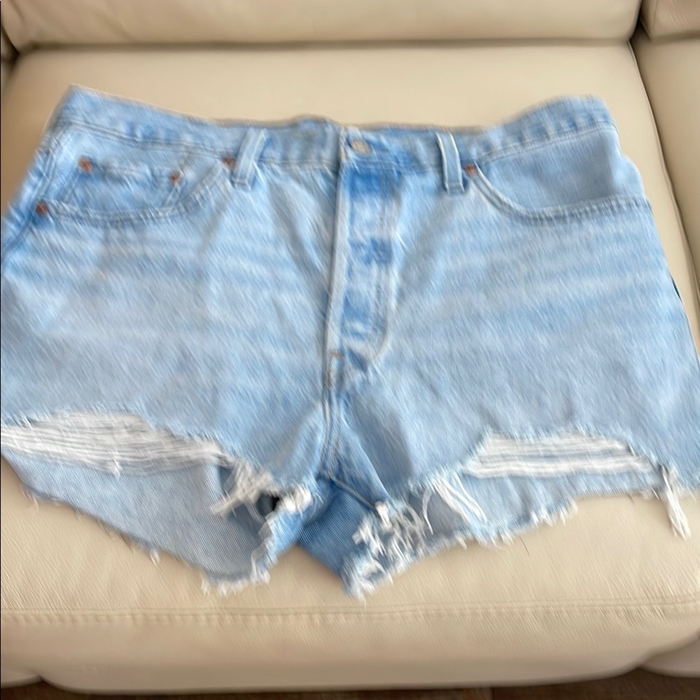 Light Blue Levi’s Premium light blue denim shorts